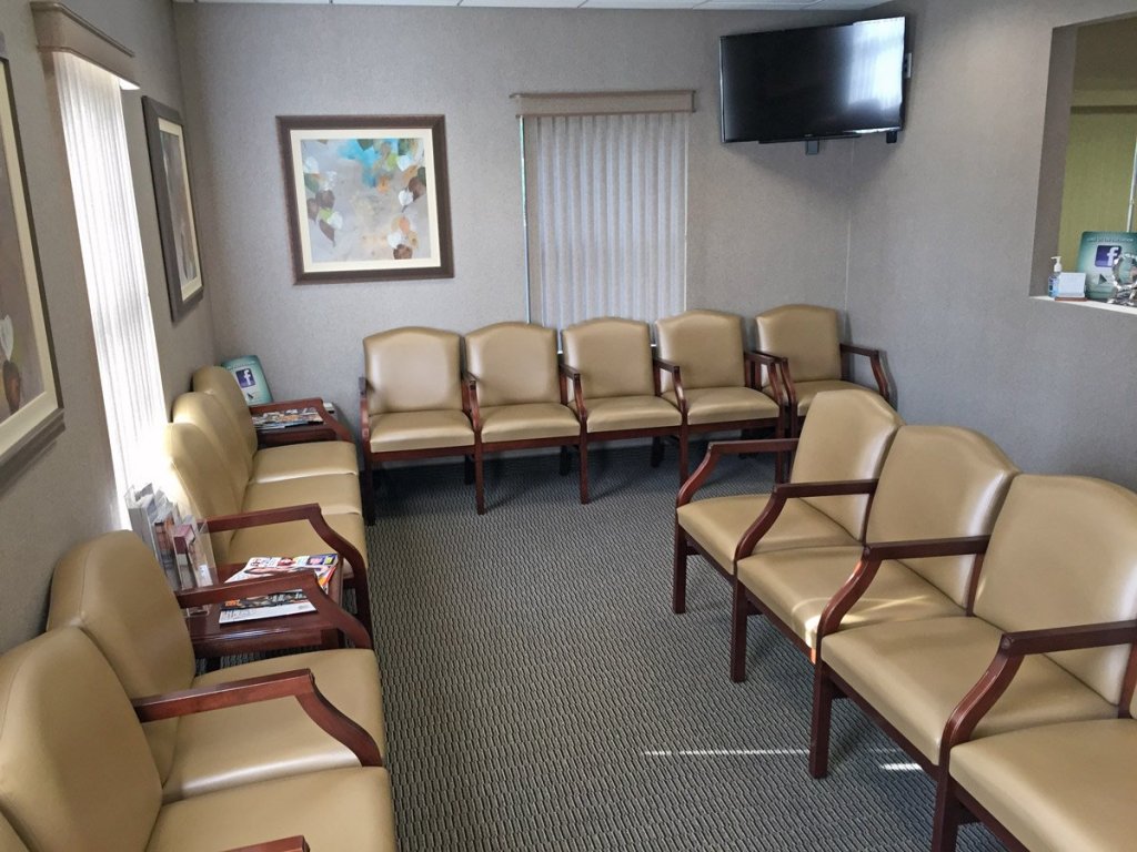 Stony Brook office waiting room - Suffolk Oral Surgery Associates