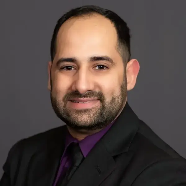 Photo of Dr. Junaid Mundiya - Suffolk Oral Surgery Associates